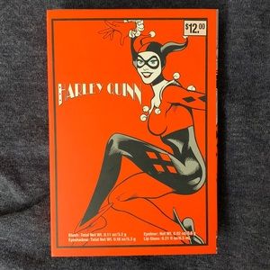 NEW Harley Quinn makeup set from Walgreens. Blush, eyeliner, eyeshadow, gloss.